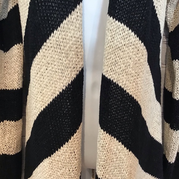 TCEC SWEATER OPEN FRONT CARDIGAN CHEVRON PRINT BLK NUDE OPEN WEAVE SZ MED - Picture 3 of 8